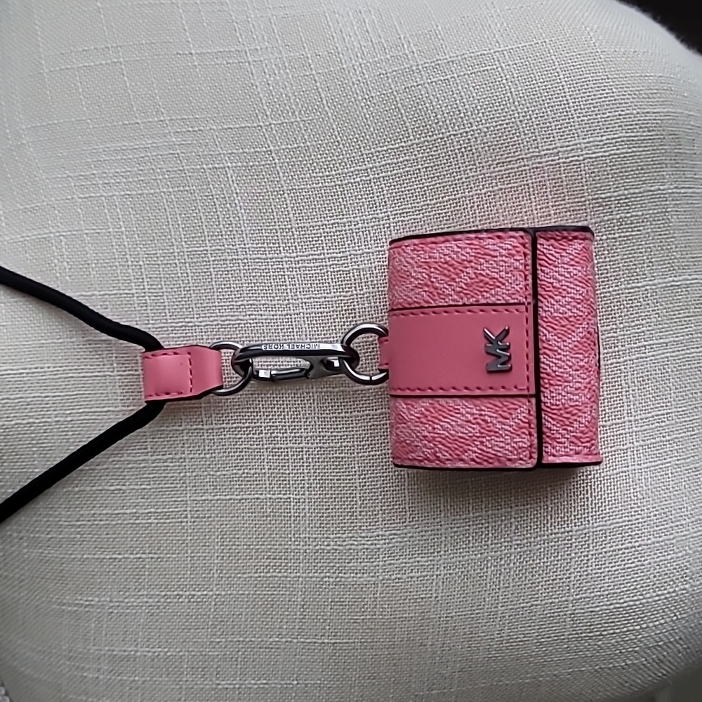 MK Airpod Case